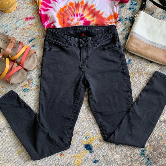 Donated Feb 16 ‘22 Offers Welcome!!!! Stretch, Long and Skinny Jeans from J Lo - Picture 2 of 4